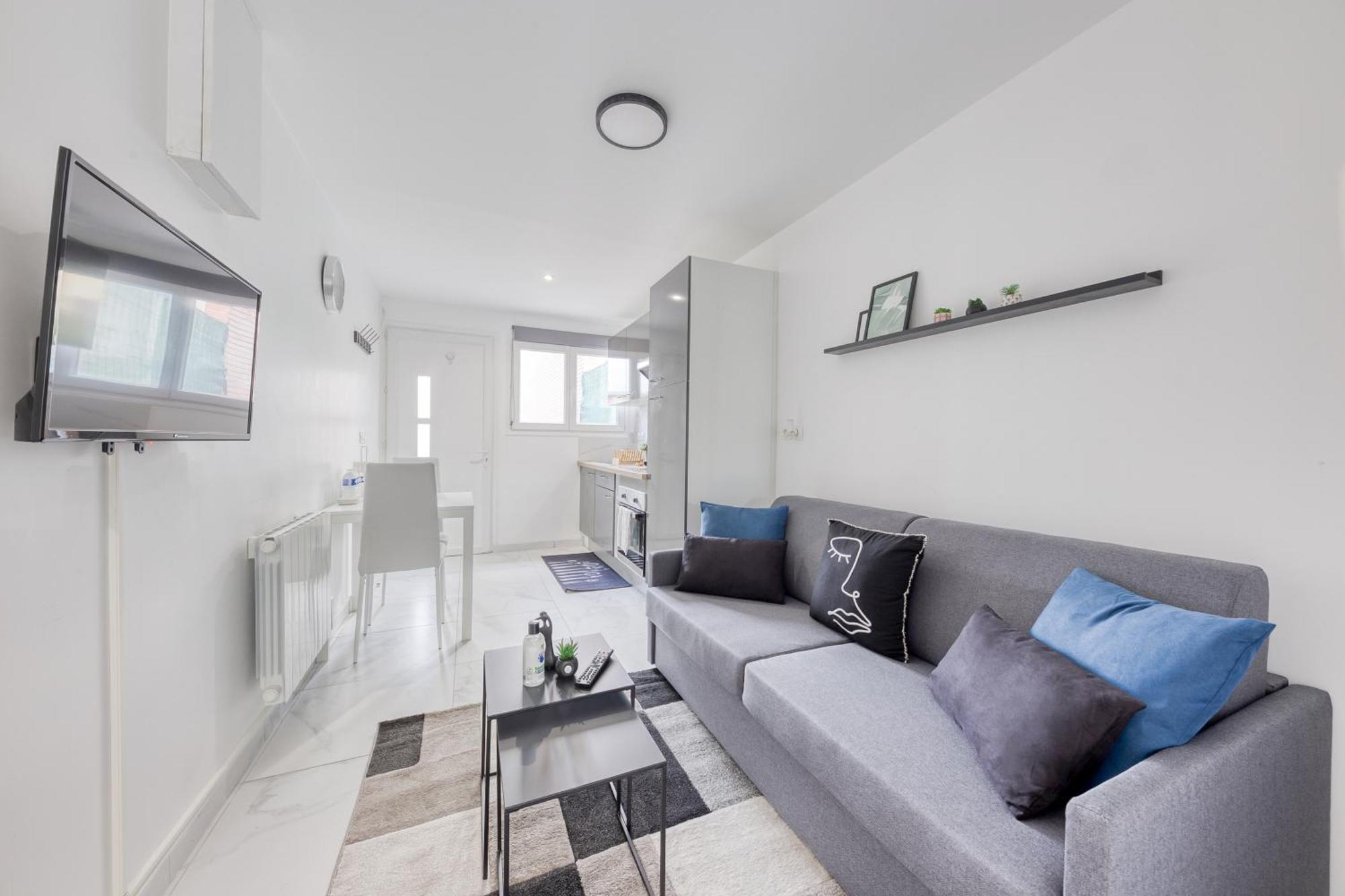 Appartement - 4 Personnes - Parking Prive - Metro 7 - Rer B Ла Курньов Екстериор снимка